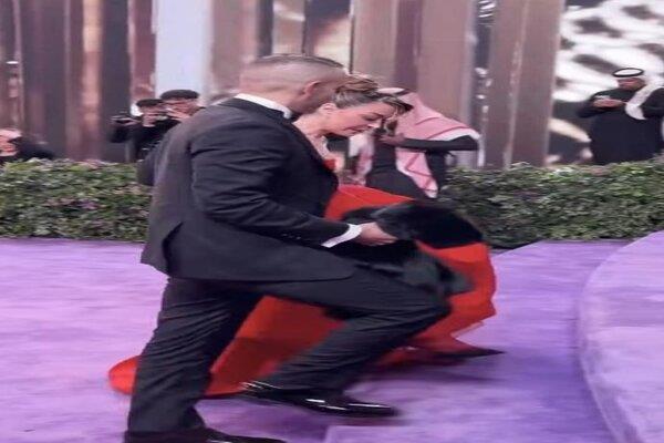 منة شلبي وزوجها أحمد الجنايني يتألقان في حفل جوائز Joy Awards 2026 بالرياض     