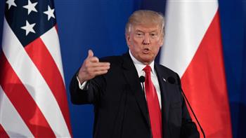 ترامب يدعو لإنهاء حكم خامنئي ويتبادل الاتهامات الحادة مع طهران