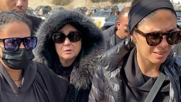 تشييع جثمان شقيق الفنانة شيرين من مسجد السيدة نفيسة