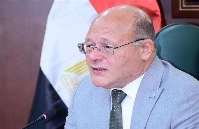 مستشفيات جامعة سوهاج تُدخل أحدث تقنيات الجراحات الدقيقة بالمخ والأعصاب والعمود الفقري