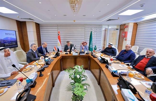 "التضامن" تبحث مع شركتي بشرى الضيافة والدار البيضاء آخر استعدادات موسم الحج القادم