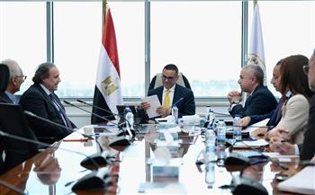 الخطيب: مصر تمتلك سوق محلية كبيرة إلى جانب إمكانيات النفاذ لعدد كبير من الأسواق الإقليمية والعالمية