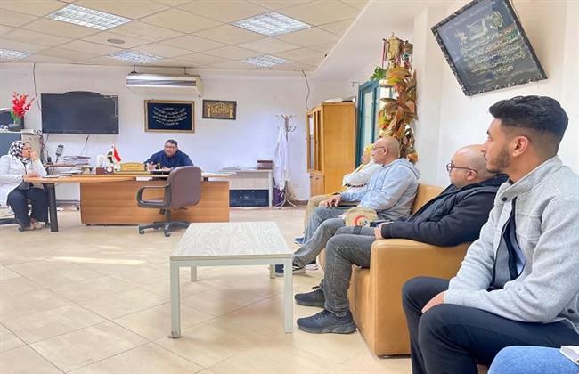  وكيل صحة البحر الأحمر يعقد الاجتماع التوجيهي اليومي بمستشفى الغردقة العام