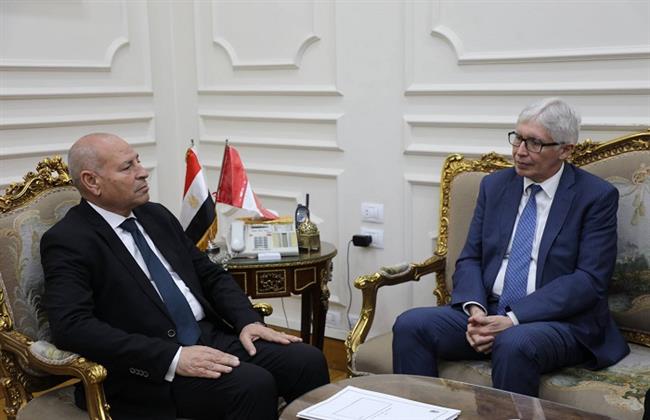 محافظ القاهرة يبحث مع سفير بيرو سبل تعزيز التعاون فى مجالات الثقافة والتراث والسياحة والتعليم