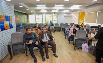  محافظ كفرالشيخ يتابع فعاليات البرنامج التدريبي لإدارة الاجتماعات الاحترافية 