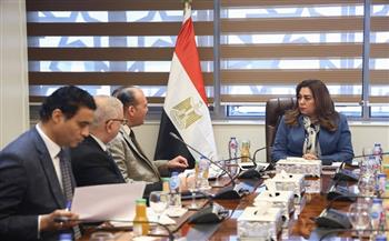 "التنمية المحلية" تناقش مع عدد من قيادات الوزارة الرؤية المتكاملة لتنمية وتطوير مدينة رشيد 