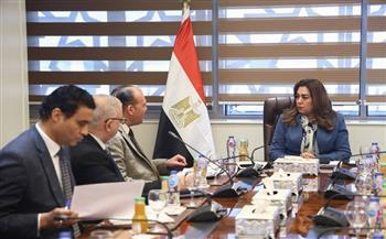 "التنمية المحلية" تناقش مع عدد من قيادات الوزارة الرؤية المتكاملة لتنمية وتطوير مدينة رشيد 