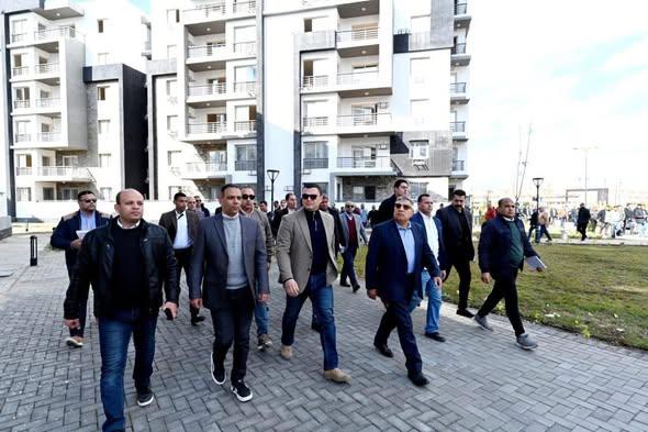 وزير الإسكان ومحافظ الدقهلية يتفقدان كورنيش مدينة المنصورة الجديدة ومشروع جنة وسكن مصر بالمدينة
