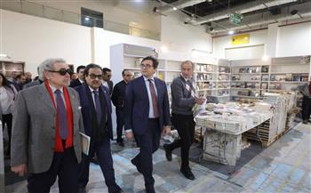 قبيل انطلاقه رسميًا… وزير الثقافة يتفقد معرض القاهرة الدولي للكتاب في دورته الـ57