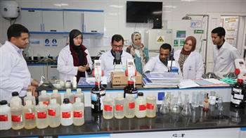 رئيس مياه سوهاج: المعمل المرجعى للشركة القابضة لمياه الشرب يرفع ويحلل 72 عينة مياه من محطات وشبكات مياه الشرب 