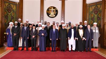 الرئيس السيسي يستقبل نخبة من المشاركين في فعاليات المؤتمر الدولي للمجلس الأعلى للشؤون الإسلامية