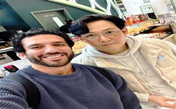 حسن الرداد يلتقي نجم “Squid Game” في Joy Awards 2026