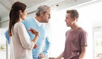 دراسة تؤكد.. أسلوب التربية الحازم يتفوق في تعزيز الصحة النفسية للمراهقين