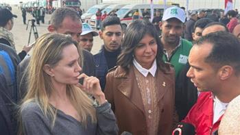 أنجلينا جولي تتفقد معبر رفح لمتابعة الدعم الإنساني للفلسطينيين