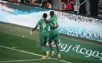 الدوري السعودي.. الأهلي يتقدم على النصر بهدف إيفان توني