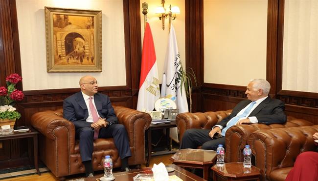 مذكرة تفاهم بين جهاز تنمية المشروعات والأكاديمية العربية لإعداد برامج تدريب متخصصة للعاملين