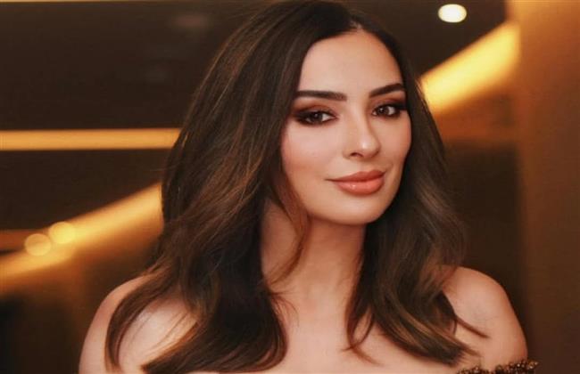 ظهور مخملي أنيق للإعلامية وفاء الكيلاني
