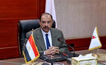 محافظ سوهاج يوجه بإدراج جميع طرق مداخل القرى بخطة الرصف العاجلة