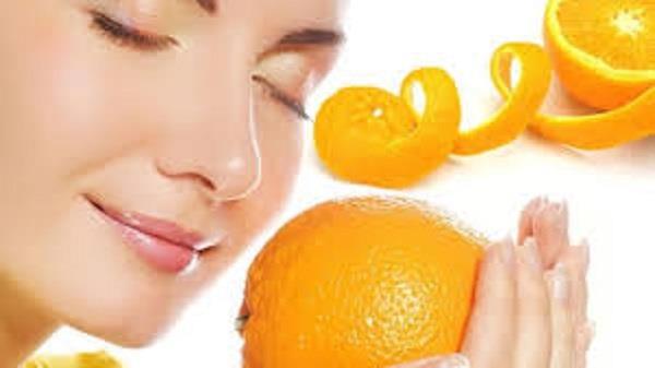  استغلالاً لموسم البرتقال في الشتاء.. وصفات طبيعية تمنح بشرتك النضارة