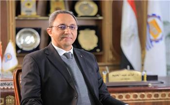 محافظ قنا يستعرض نسب الإنجاز في ملف تقنين أراضي أملاك الدولة