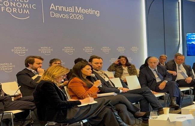 وزيرة التخطيط تدعو الحكومات للتركيز على نماذج "التمويل المختلط"