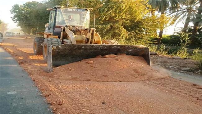 محافظ أسوان يستجيب لمطالب مزارعى القصب.. ويصدر توجيهات عاجلة لتمهيد طريق 