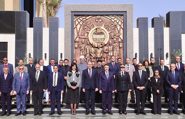 قيادات وزارة الداخلية تكرم المتعافين من تعاطي المواد المخدرة بمراكز العزيمة التابعة لصندوق مكافحة الإدمان