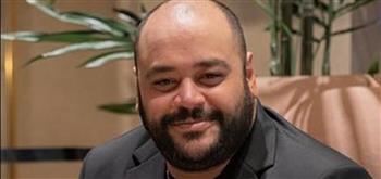 محمد ممدوح يشيد بمنى زكي: فنانة صادقة وأتمنى تكرار التعاون معها