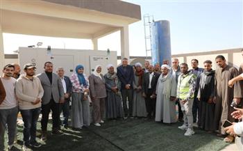 محافظ أسوان يعطي إشارة البدء للتشغيل التجريبي لمحطة رفع الحجز بحرى