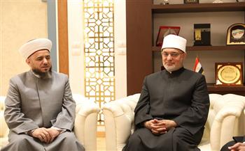 مفتي الجمهورية يبحث مع وفد رفيع المستوى من دار الفتوى اللبنانية تعزيز التعاون المشترك