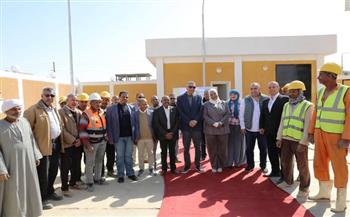 محافظ أسوان يعطي إشارة البدء للتشغيل التجريبي لمشروع محطة الشهيد على إسماعيل