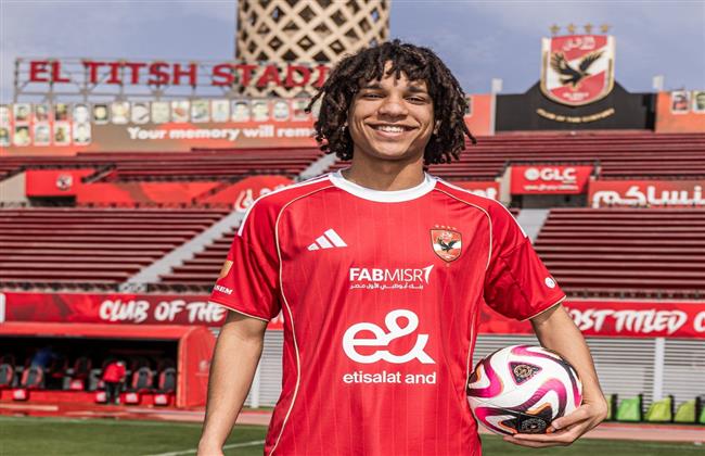 الأهلي يضم مروان عثمان مهاجم سيراميكا كليوباترا لنهاية الموسم