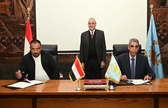 محافظ الغربية يشهد توقيع عقد جمع ونقل المخلفات البلدية من الوحدات السكنية والمحلات التجارية والأسواق