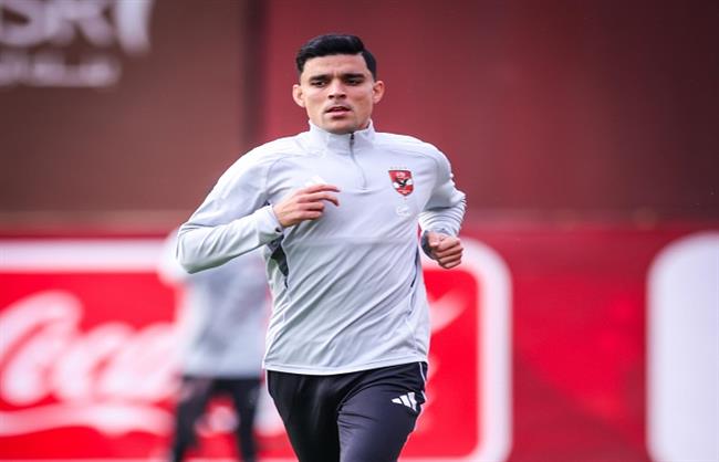 مران الأهلي.. "بن شرقي" جاهز لمباراة يانج أفريكانز بدورى أبطال أفريقيا 