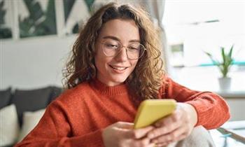 5 أسباب تجعل المراهقين يختارون الرسائل النصية بدل التحدث