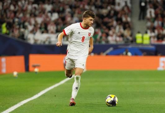 الأهلي يحسم صفقة الأردنى عودة الفاخوري  