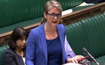 وزيرة الخارجية البريطانية: لن نوقّع اليوم على ميثاق مجلس السلام الذي طرحه ترامب