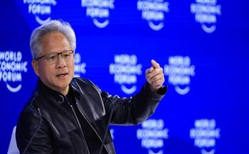 الرئيس التنفيذي لـ "إنفيديا": الذكاء الاصطناعي يرفع الطلب على العمالة المهنية