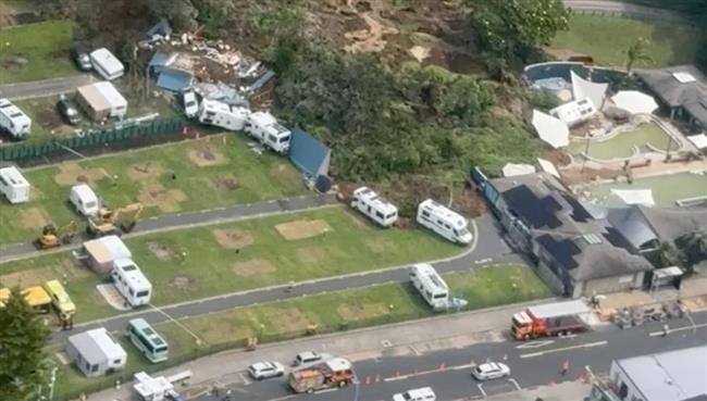 انهيارات أرضية تسبب كارثة في نيوزيلندا