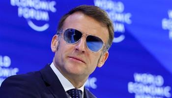 مبيعات غير مسبوقة لنظارة ماكرون في دافوس