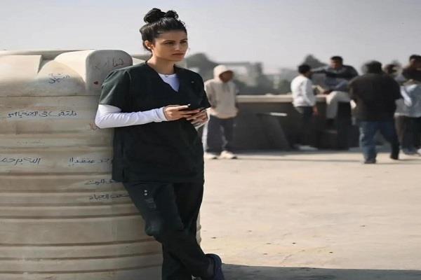 بالصور.. كيرا يغنم أمام منة شلبي في صحاب الأرض برمضان 2026  