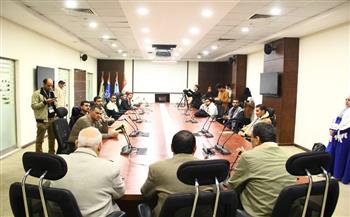 مستقبل مصر تحت أضواء القصيدة.. شعراء جامعة الأزهر يخطفون الأنظار في معرض الكتاب