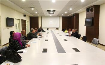 في ندوة بمعرض الكتاب.. مطالب بوضع إطار أخلاقي وقانوني لحماية التراث والملكية الفكرية من «الذكاء الاصطناعي» 