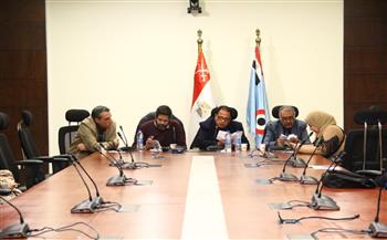 «المكاشفات» في ملتقى الإبداع بمعرض الكتاب.. ندوة تناقش جدليات الجسد والروح في شعر هشام محمود