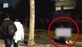 أم صينية تعاقب طفلتها بالزحف في الشارع ليلًا وسط الصقيع