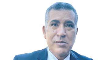 «على المقبرة أن تكتب روايتها الأولى قبل أن تنتحر»