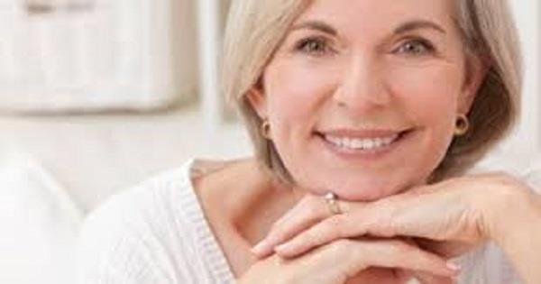 قبل انقطاع الطمث.. كيف تؤثر الهرمونات على السكر في جسمك؟