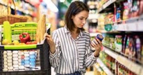 كيف يؤثر الشراء والتسوق دون قائمة على ميزانيتك؟ خبراء يوضحون