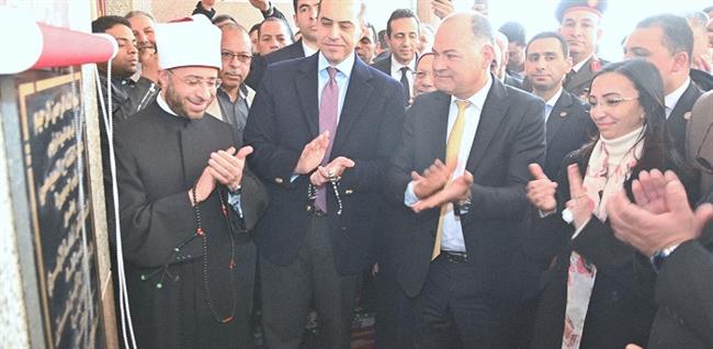 وزيرا الأوقاف والمجالس النيابية ومحافظ البحيرة يفتتحون مسجد أم صابر بمركز بدر