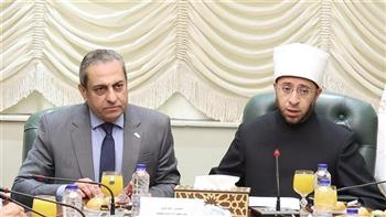 استعدادًا لاستقبال الشهر الفضيل.. وزير الأوقاف يلتقي رئيس شركة العاصمة الجديدة